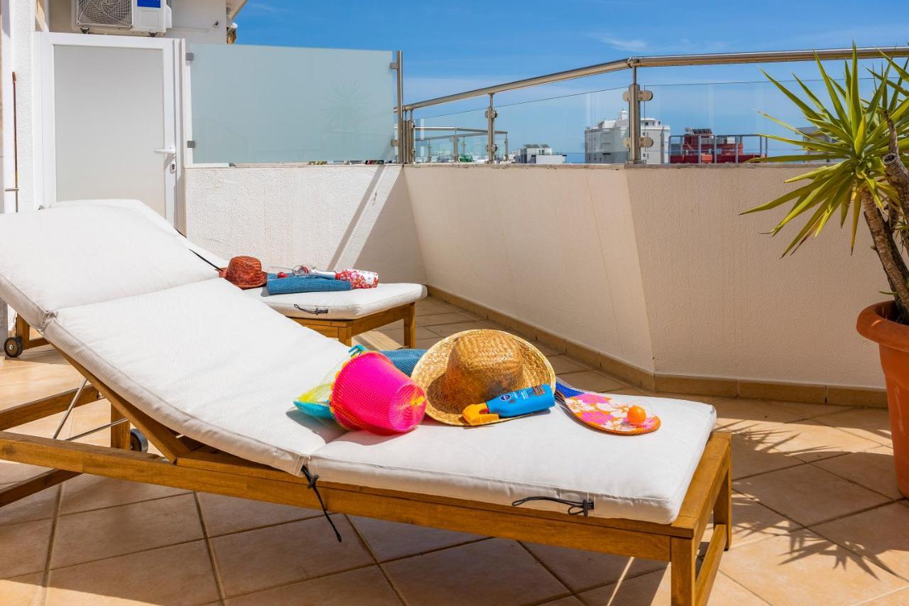 Seaview Penthouse In Algarve With Spacious Terrace Quarteira Exterior photo
